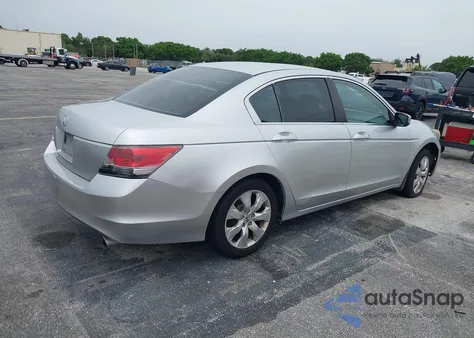 2008 Honda Accord 2.4 Ex z USA, uszkodzony, nr VIN JHMCP26708C024090